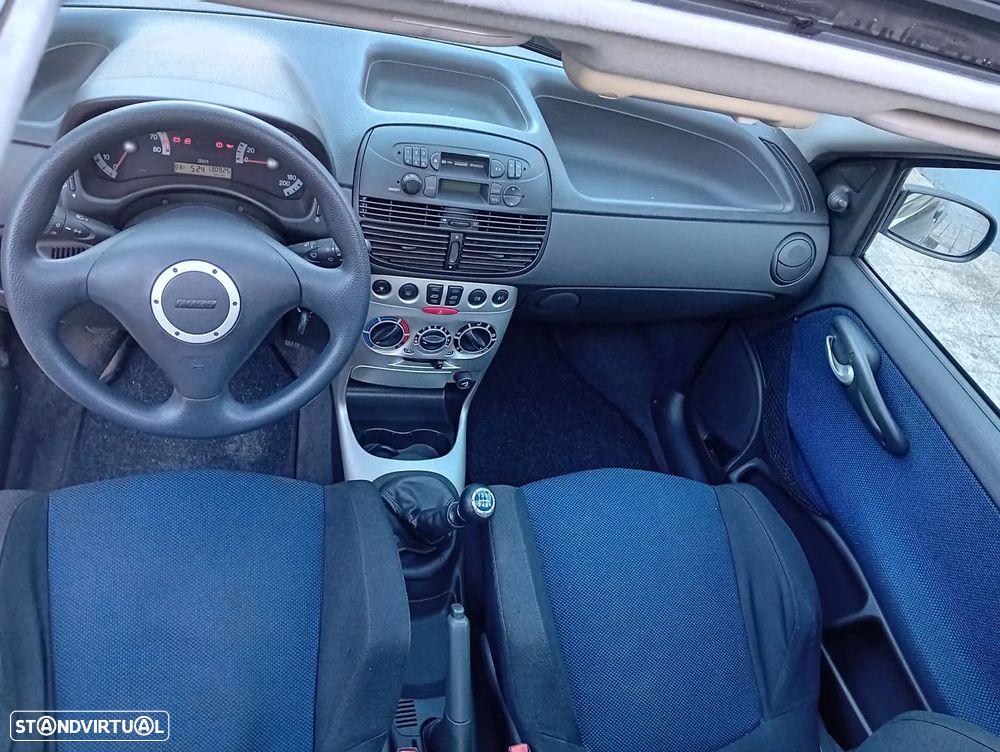 Fiat Punto 1.2 16V 80 Sport - 5