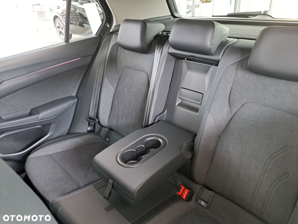 Volkswagen Golf - 17