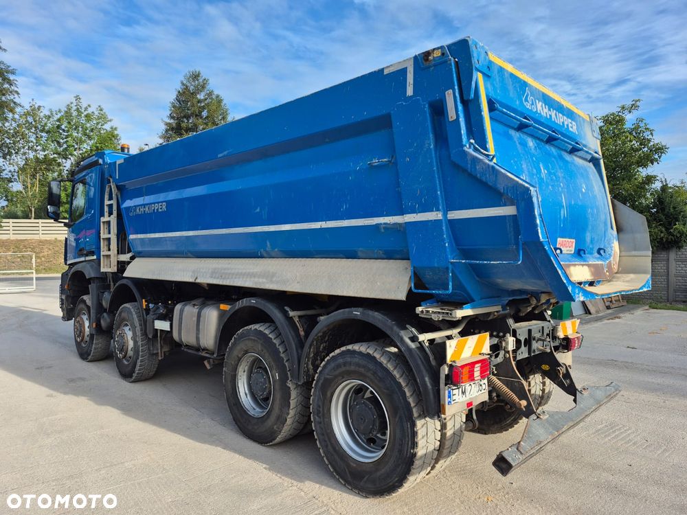 Mercedes-Benz Arocs - 4