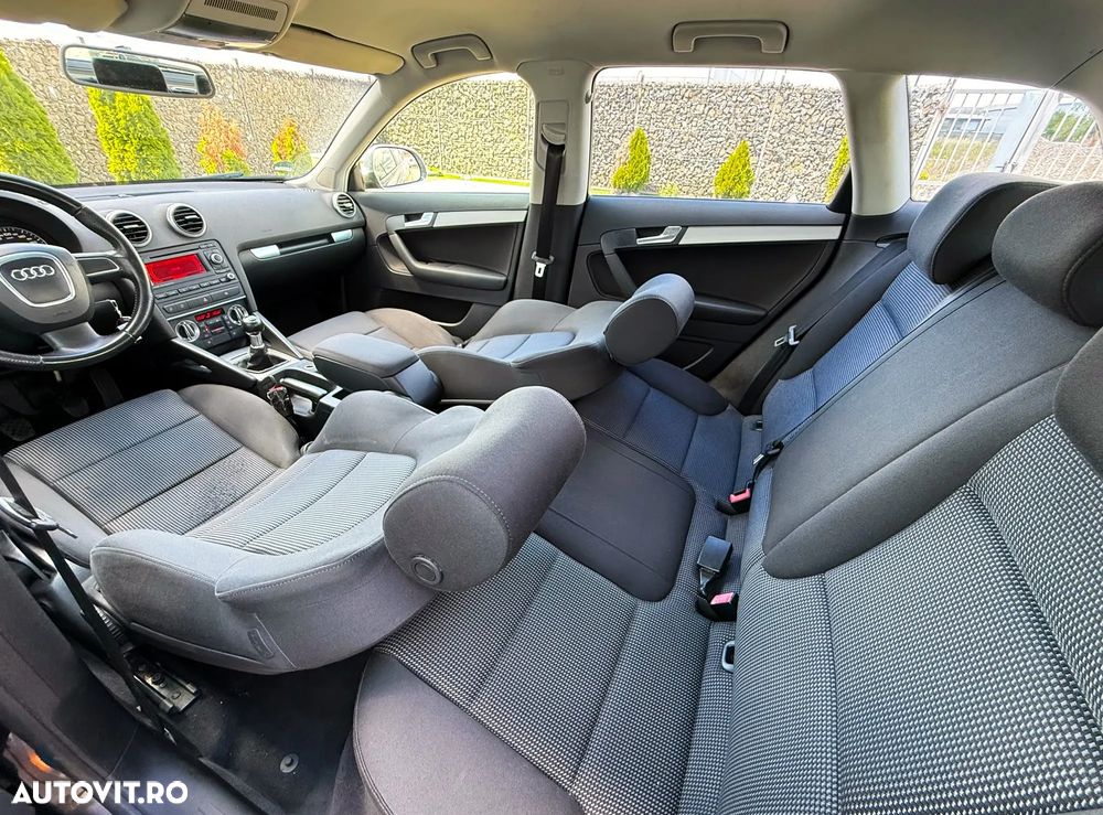 Audi A3 Sportback 2.0 TDI Attraction - 22