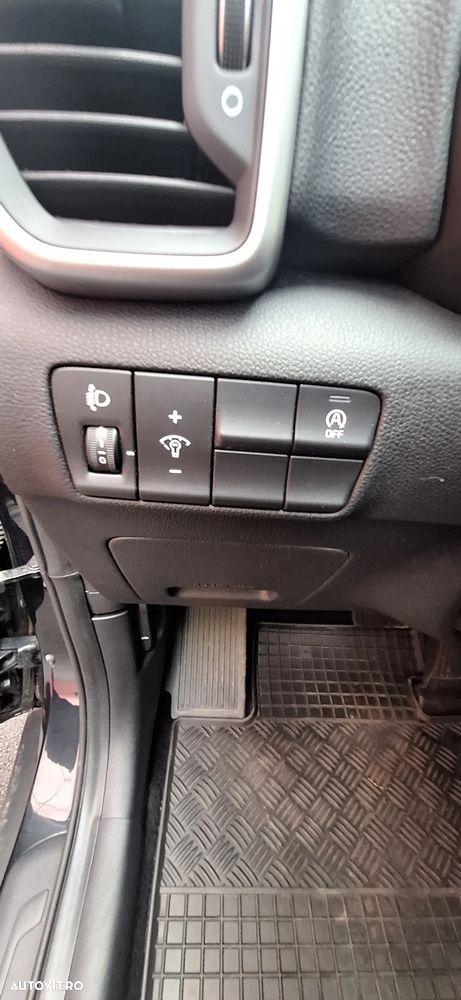 Kia Sportage 1.6 DSL MHEV 7DCT HP 4x2 Plus - 13