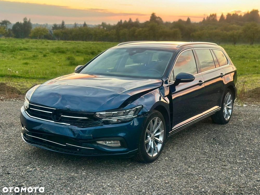 Volkswagen Passat Variant 1.6 TDI SCR DSG Comfortline - 1