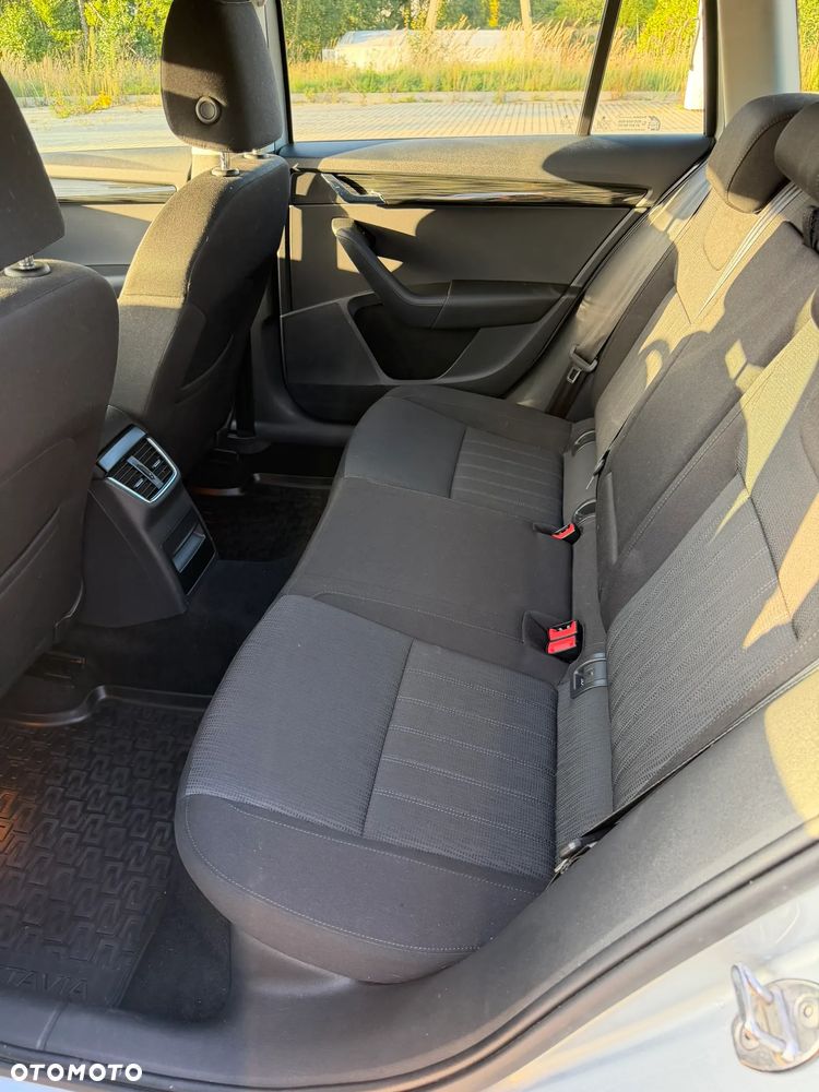 Skoda Octavia 1.5 TSI GPF ACT Style DSG - 18