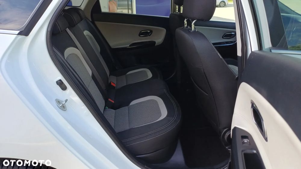 Kia Ceed 1.6 CRDi 136 ISG Platinum Edition - 21