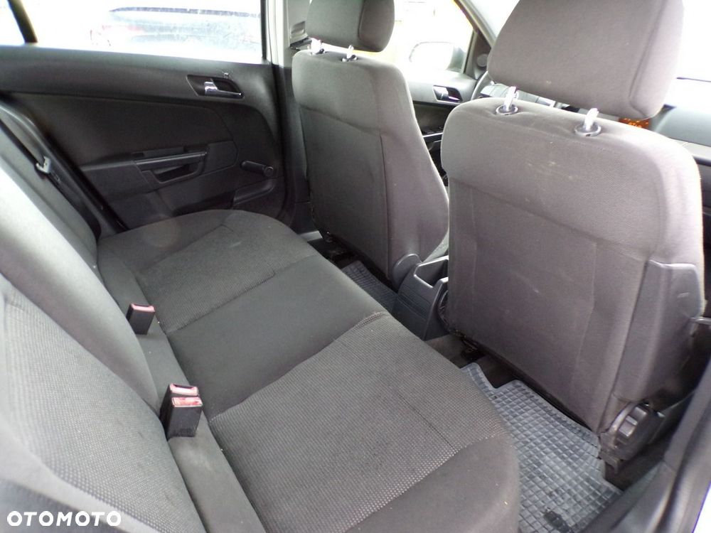 Opel Astra - 19