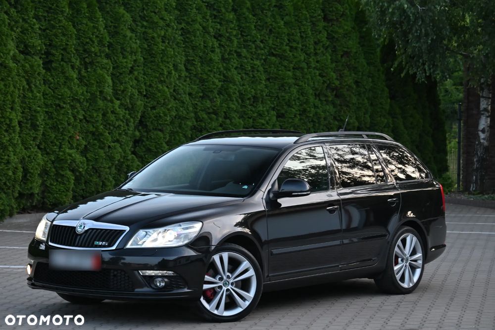 Skoda Octavia 2.0 TDI CR DPF DSG RS - 3