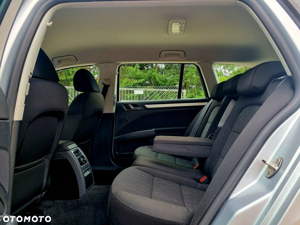 Skoda Superb 2.0 TDI Comfort - 10