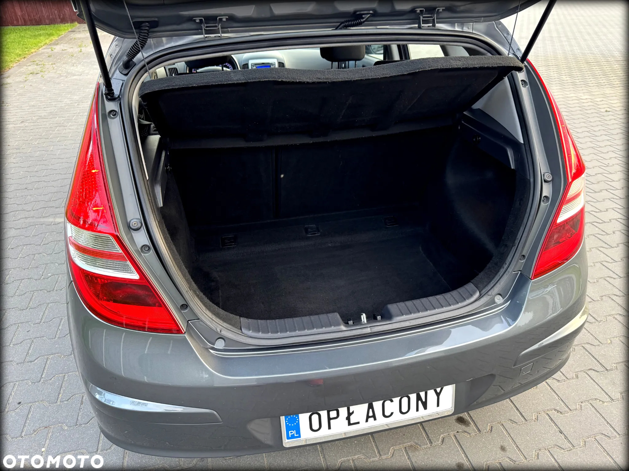 Hyundai i30 1.4 Base - 24