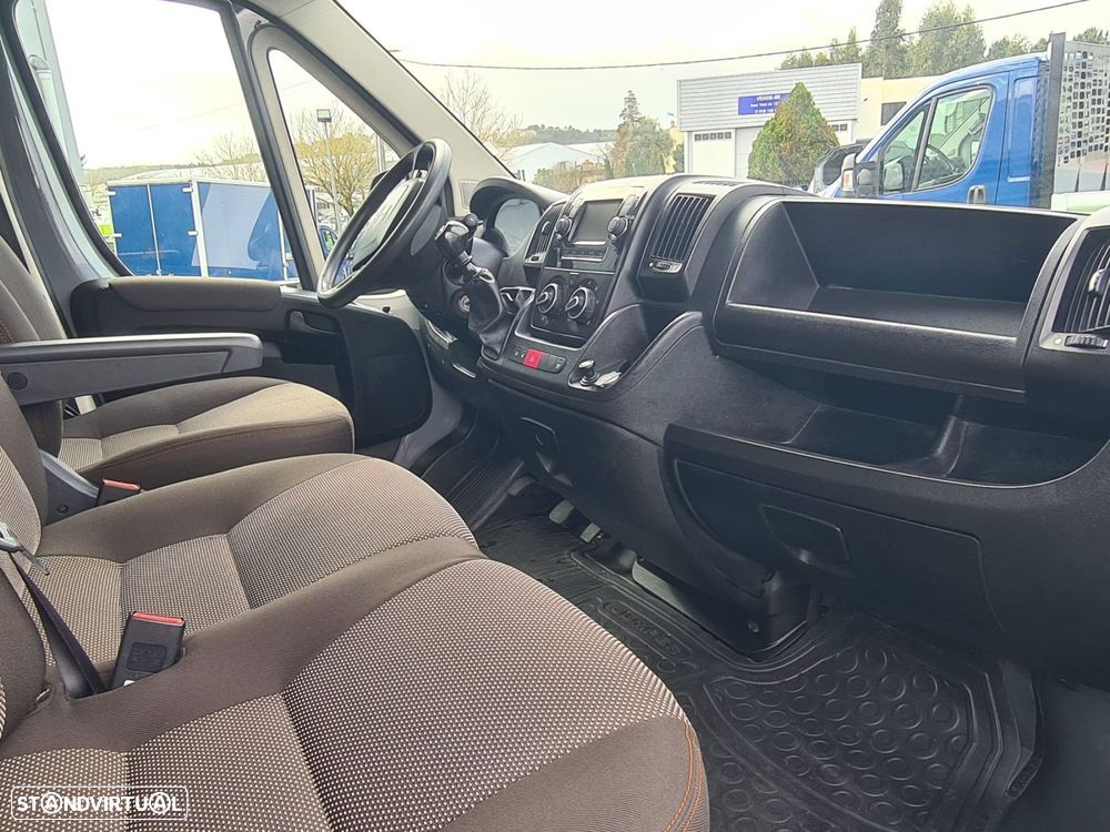 Citroën Jumper 2.0 BlueHDi 35 L4 - 7