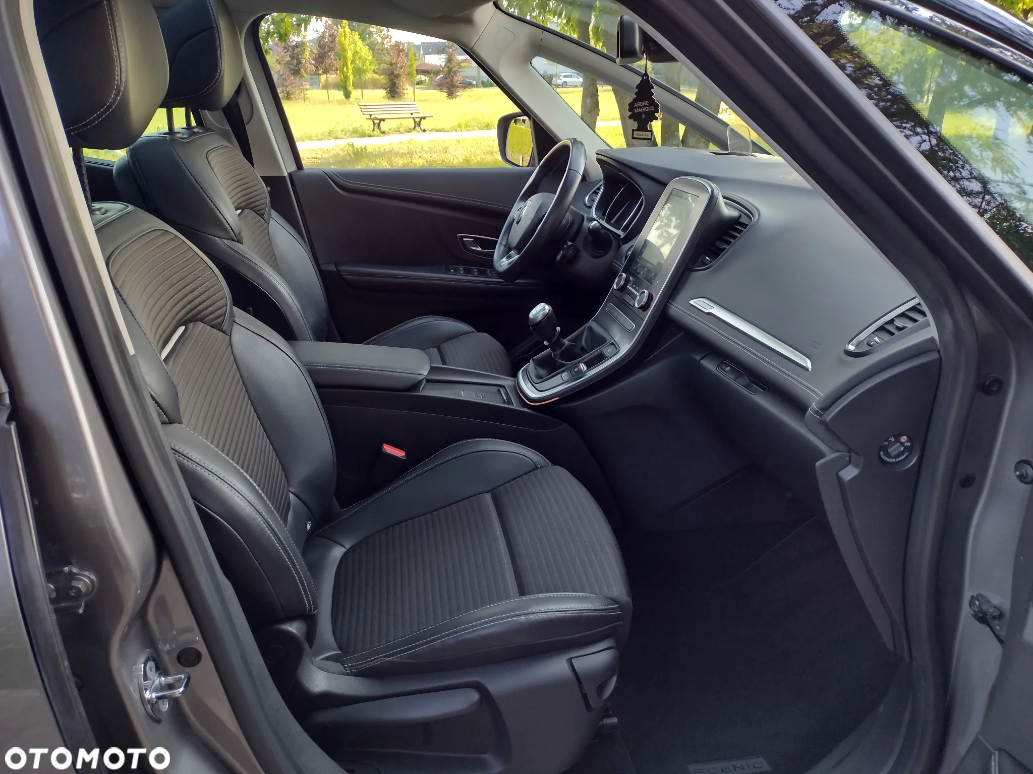 Renault Scenic ENERGY TCe 130 S&S Bose Edition - 14