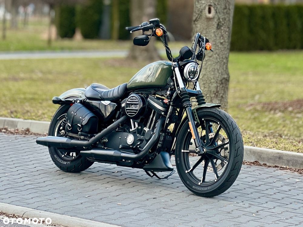Harley-Davidson Sportster Iron 883 - 1
