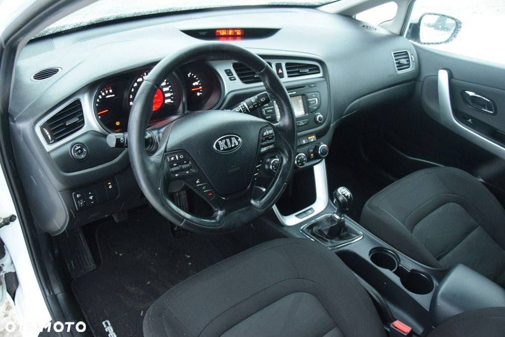Kia Ceed 1.4 CVVT Edition 7 - 29