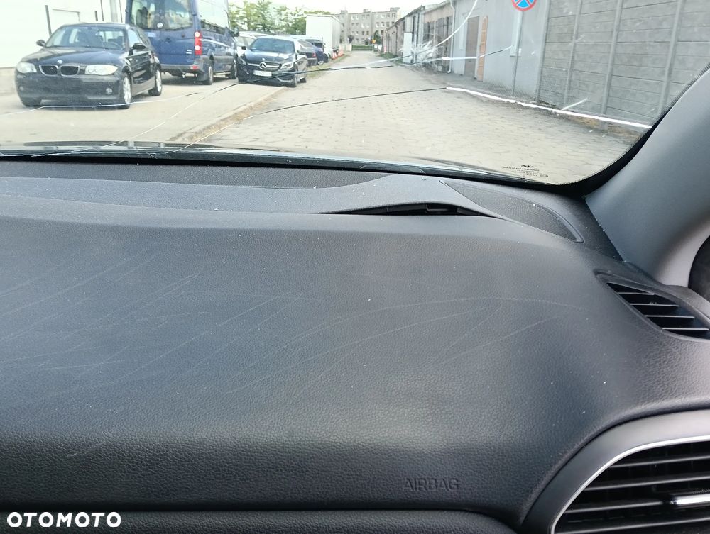 Hyundai i30 1.4 T-GDI YES - 10