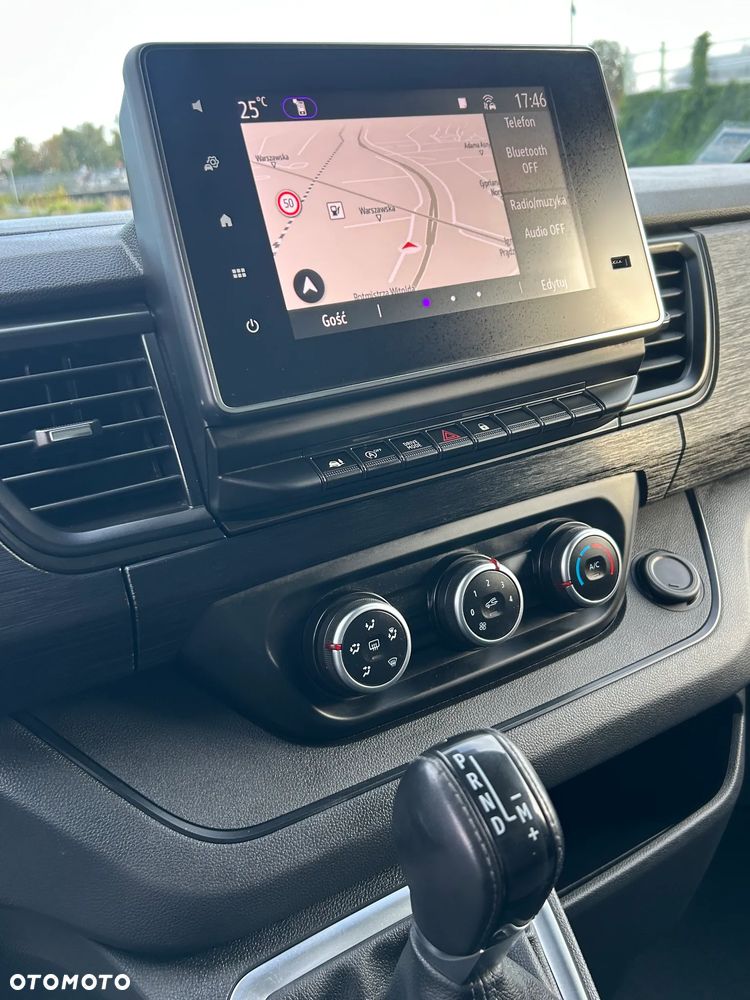 Renault Trafic - 13
