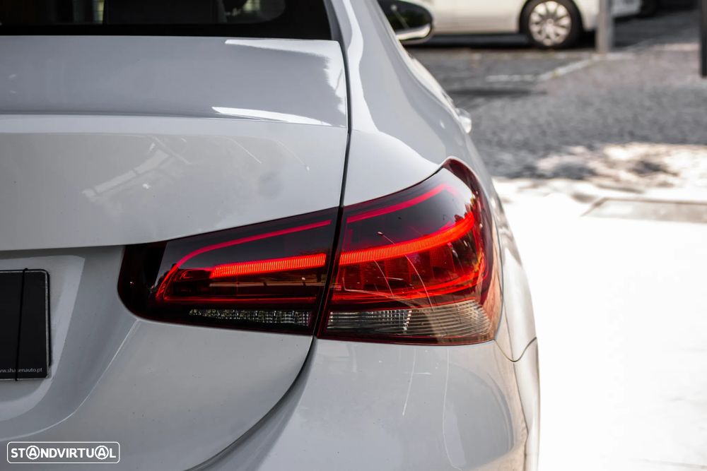 Mercedes-Benz A 180 Limousine d Style Aut. - 10