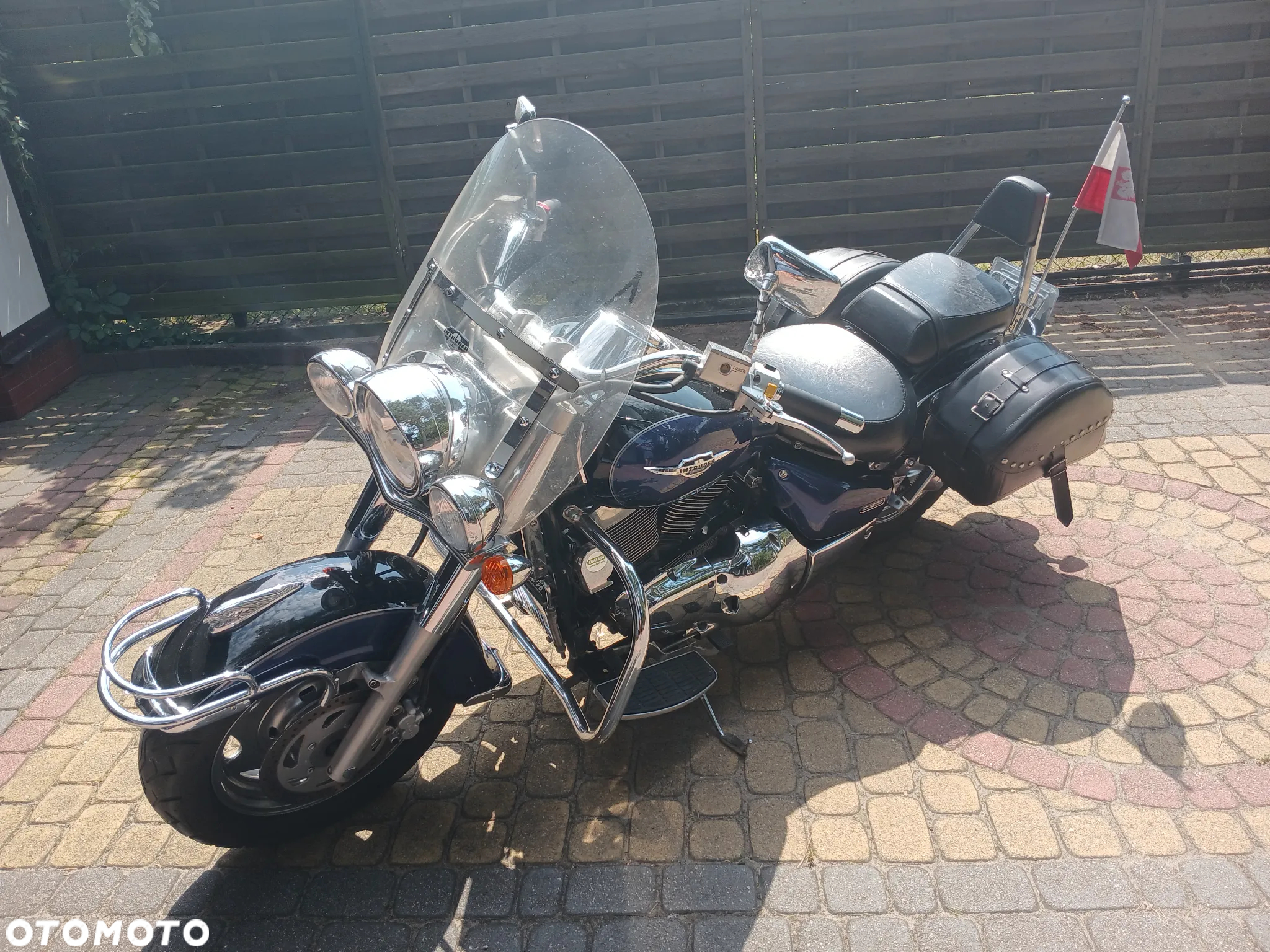 Suzuki Intruder - 4