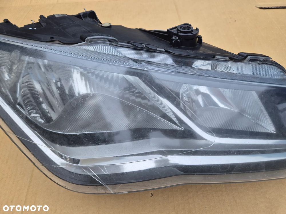 Seat Leon 3 lampa prawa.2012-2020.Valeo. - 3