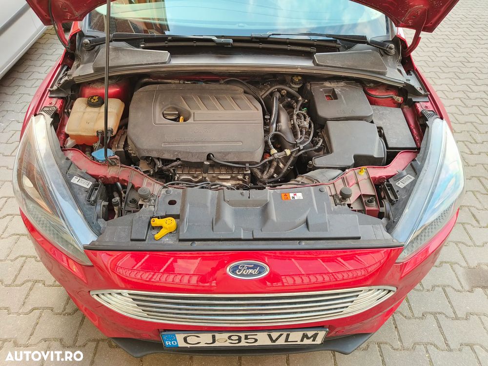 Ford Focus - 8