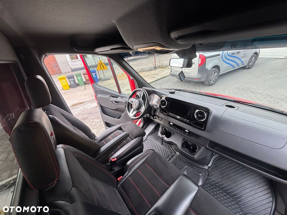 Mercedes-Benz Sprinter 319 3.0 v6 - 29
