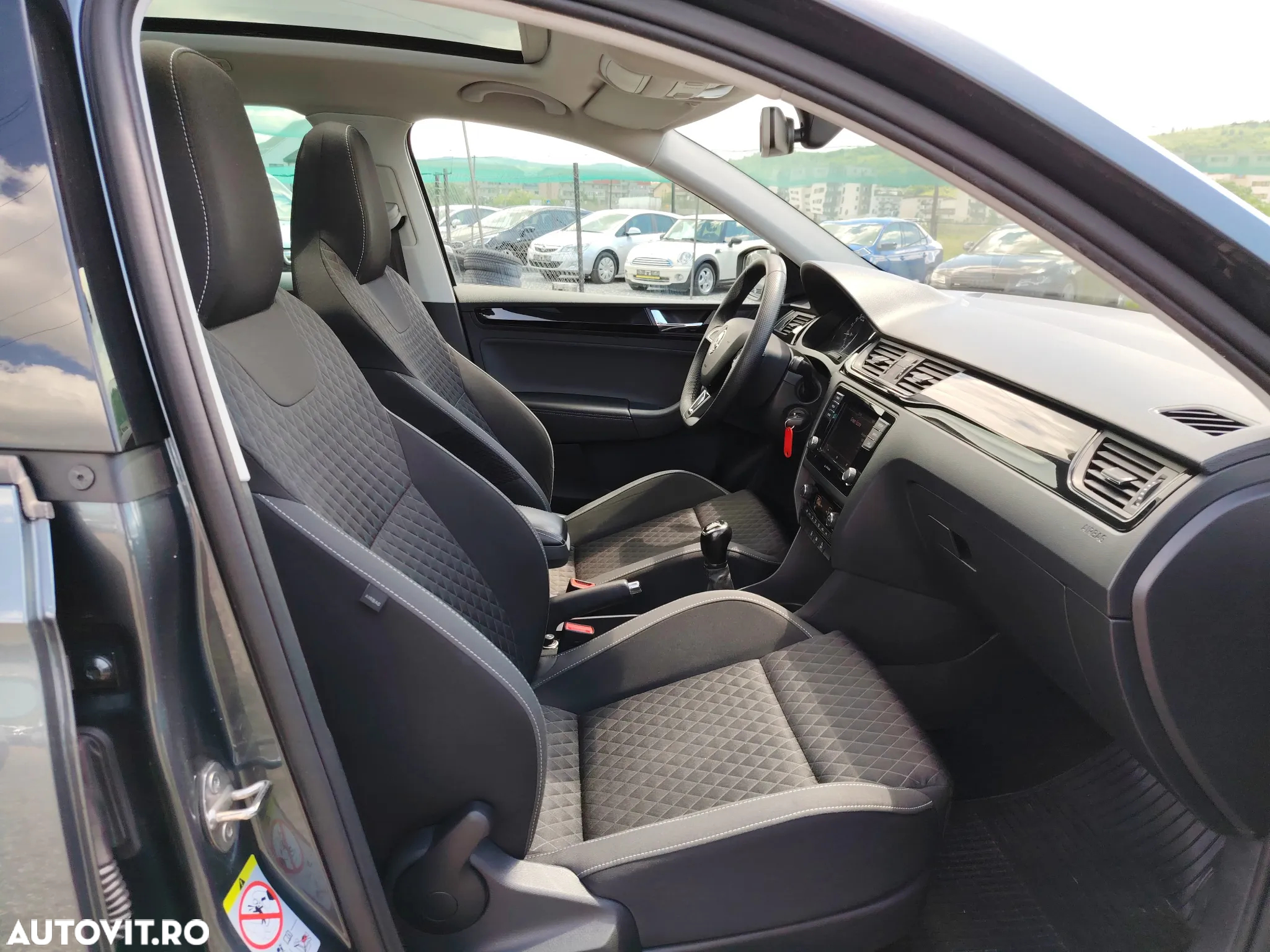 Skoda RAPID Spaceback 1.4 TDI (Green tec) Cool Edition - 9