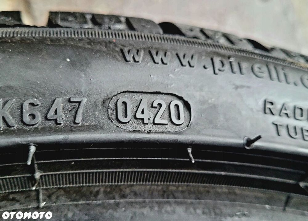 2x Pirelli Sottozero Winter 240 Serie II 245/35R20 91V Z570A - 12