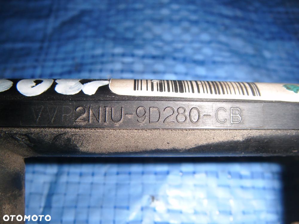ford fiesta mk6 1.3b listwa wtryskowa kompletna  2niu-9d280-cb - 2