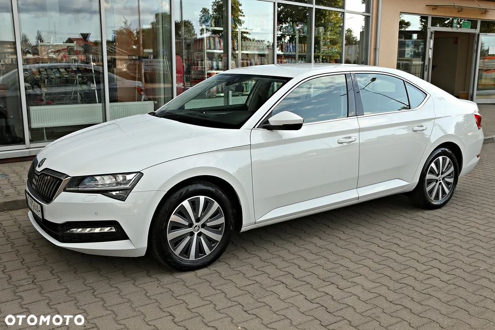 Skoda Superb 1.5 TSI Ambition DSG - 7