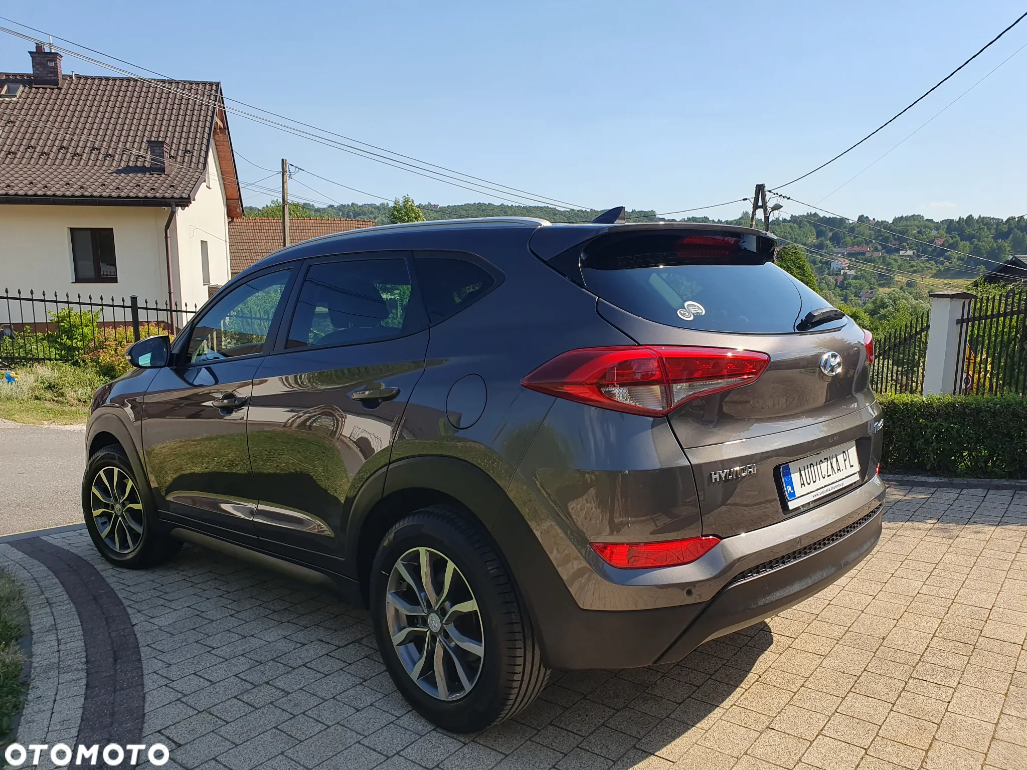 Hyundai Tucson 1.7 CRDI BlueDrive Comfort 2WD - 2