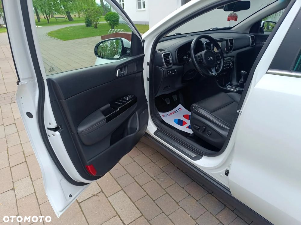 Kia Sportage 1.7 CRDI 2WD Dream-Team Edition - 24