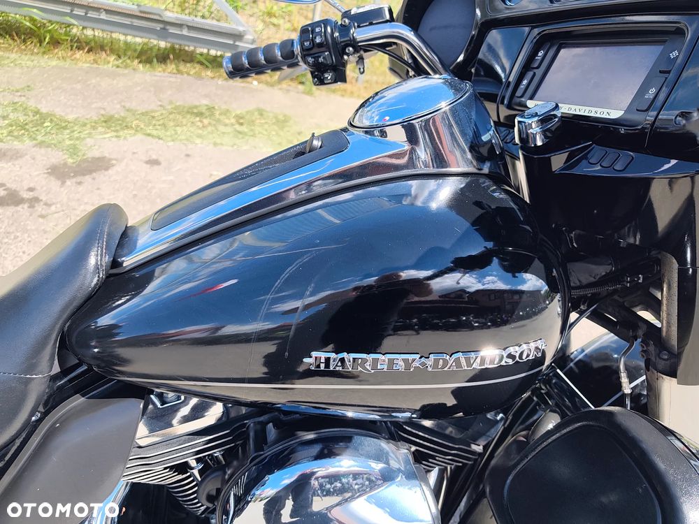Harley-Davidson FLHTCU Ultra - 26