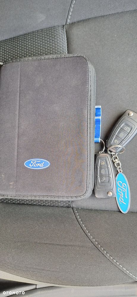 Ford Focus Turnier 1.6 TDCi DPF Start-Stopp-System Trend - 11