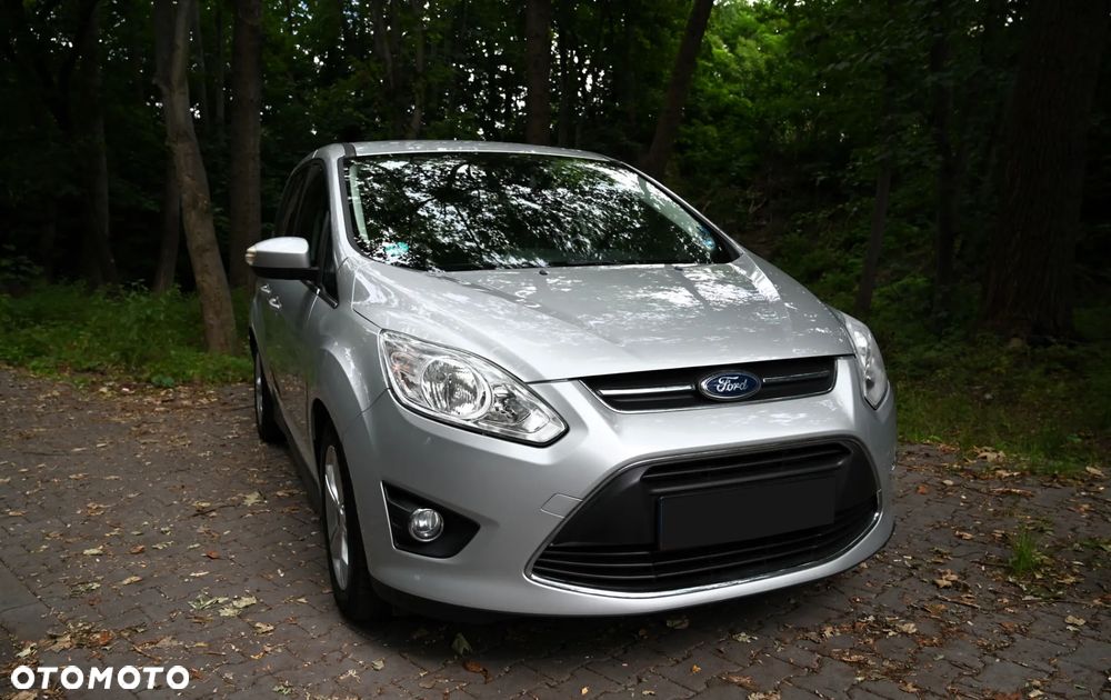 Ford Grand C-MAX - 10