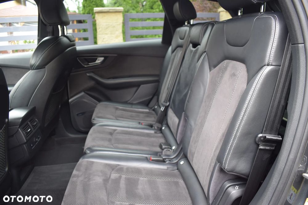 Audi SQ7 4.0 TDI Quattro Tiptronic - 16