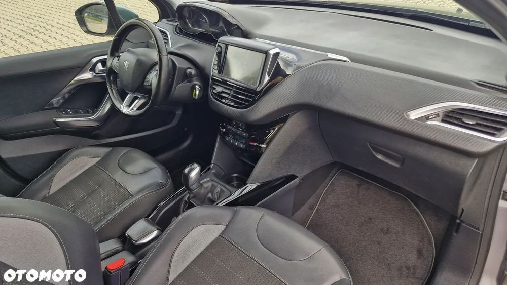 Peugeot 2008 1.6 BlueHDi Allure - 19