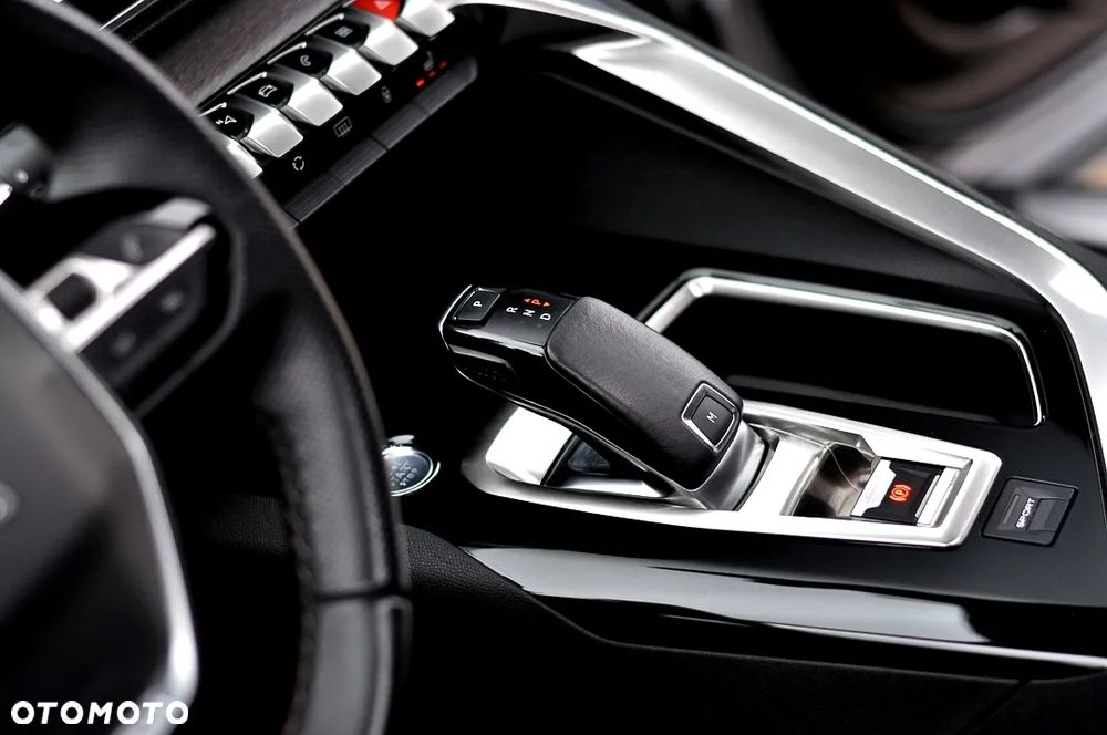 Peugeot 5008 2.0 BlueHDI GT S&S EAT8 - 34