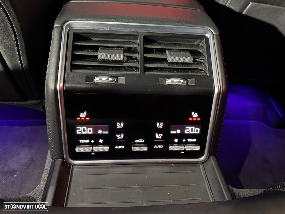 Porsche Panamera Sport Turismo 4 E-Hybrid - 19