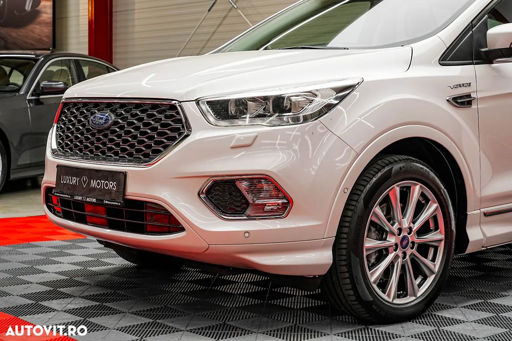 Ford Kuga 2.0 TDCi 4WD Powershift Vignale - 17