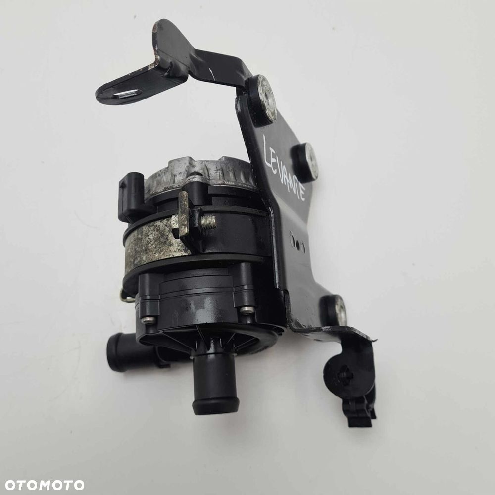 maserati levante ghibli dodatkowa pompa obiegu wody - 1