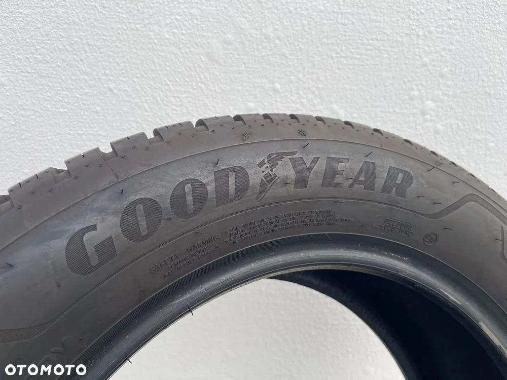 OPONA CAŁOROCZNA 235/55/18 235/55R18 100V GOODYEAR VECTOR 4SEASONS GEN3 - 3