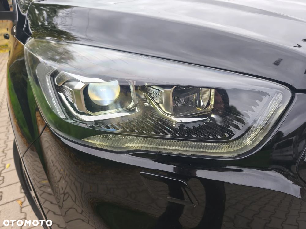 Ford Kuga - 36