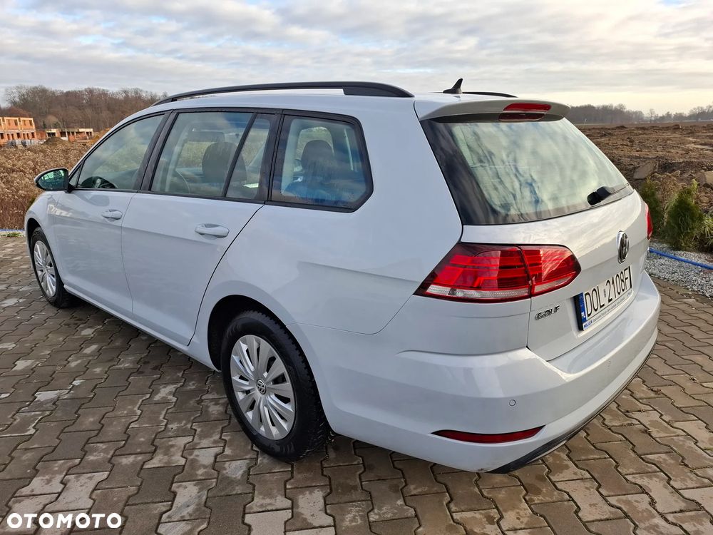 Volkswagen Golf Variant 1.0 TSI (BlueMotion Technology) Trendline - 4
