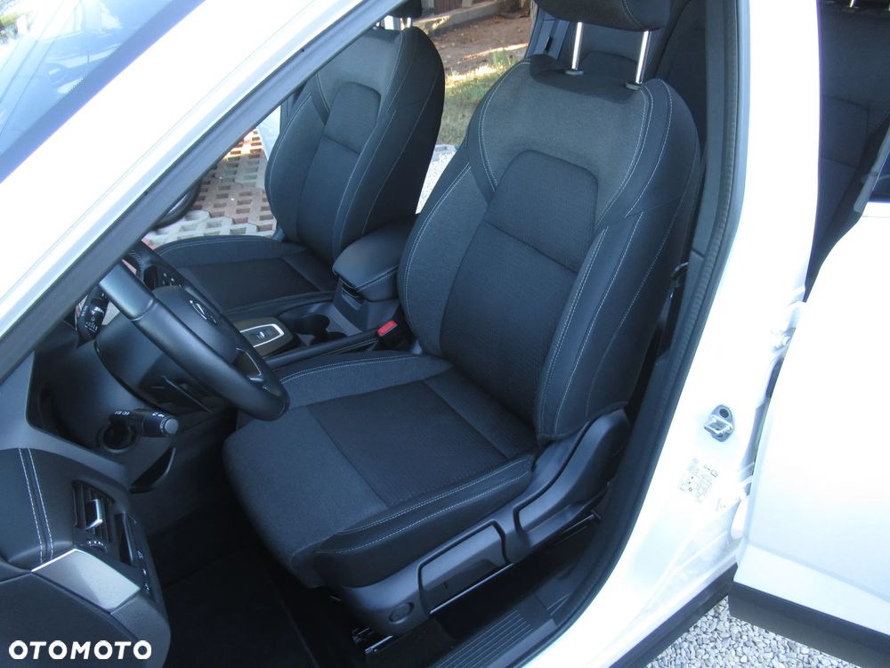 Nissan Qashqai 1.3 DIG-T N-Connecta DCT - 6