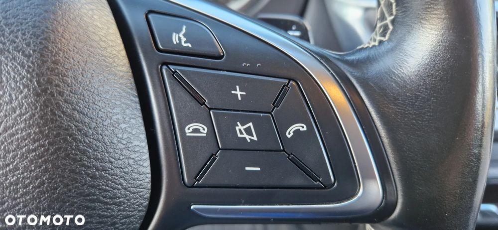 Infiniti Q30 - 15