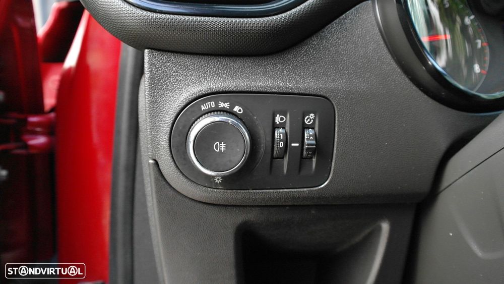 Opel Crossland X 1.2 T 120 Anos - 26