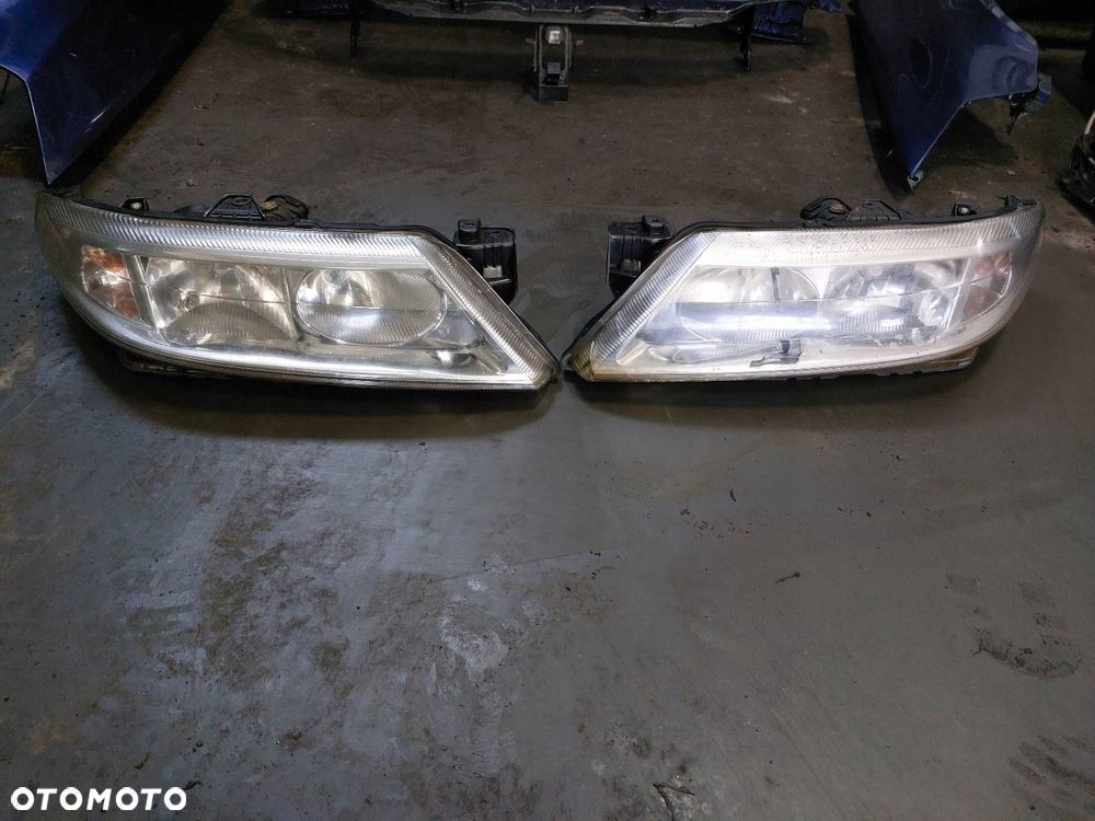 KOMPLETNY PRZÓD MASKA ZDERZAK LAMPA  RENAULT LAGUNA II TED44 - 16