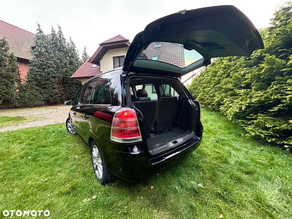 Opel Zafira ver-1-9-cdti-cosmo-activeselect - 7