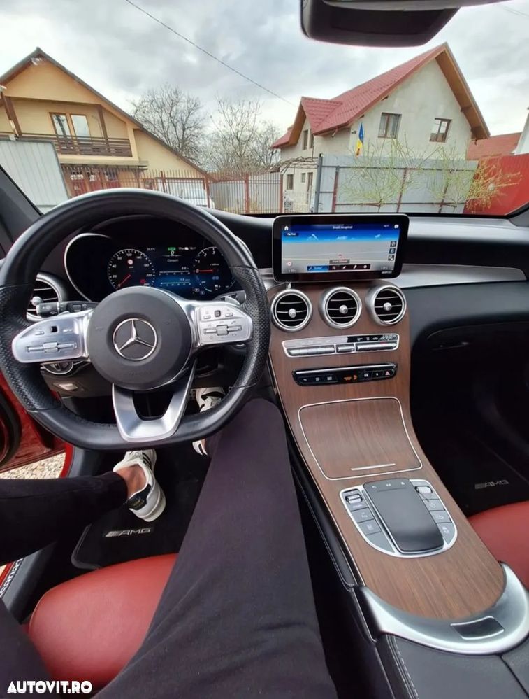 Mercedes-Benz GLC - 26