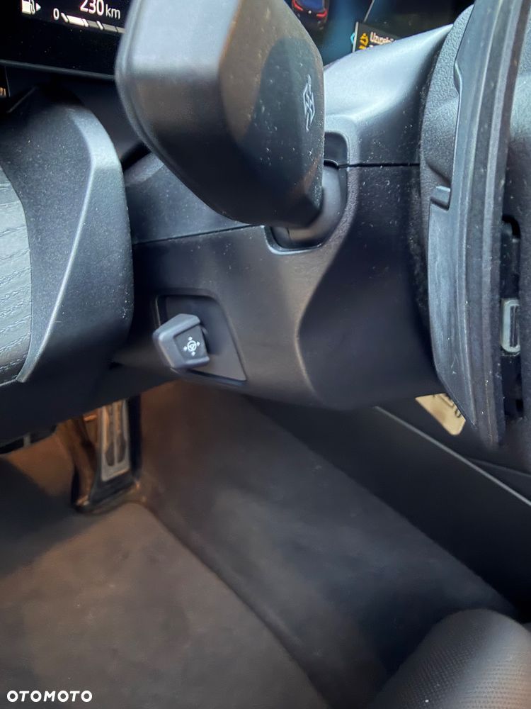 BMW Seria 5 520d xDrive mHEV M Sport - 31