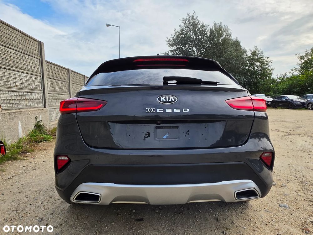 Kia XCeed 1.0 T-GDI OPF VISION - 17