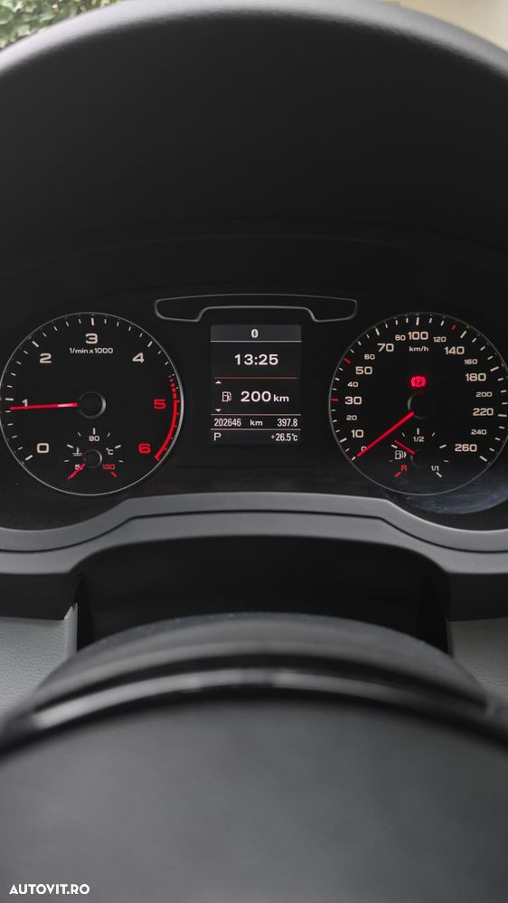 Audi Q3 2.0 TDI Quattro S tronic - 24